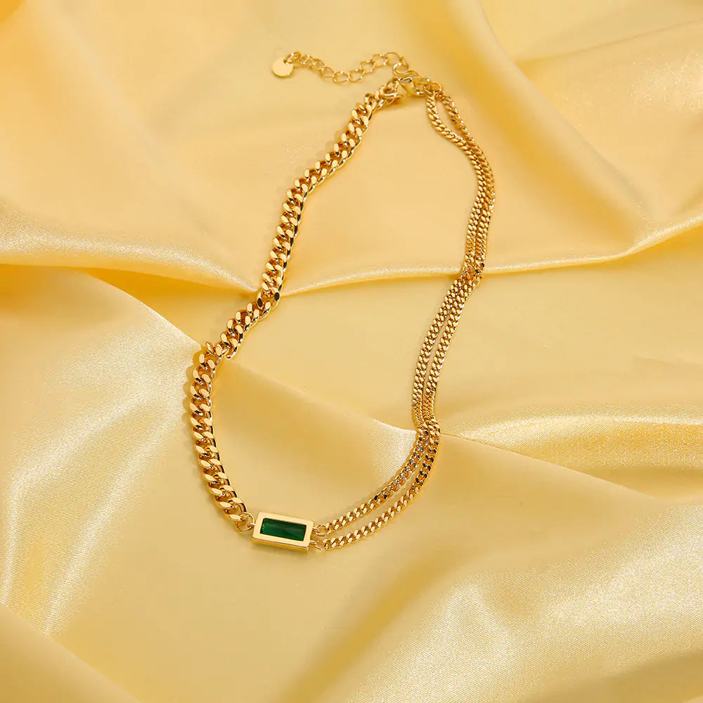 VIELLA EMERALD ESSENCE NECKLACE