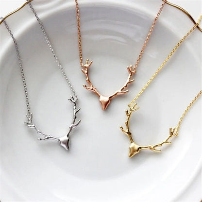 VIELLA ANTLER NECKLACE